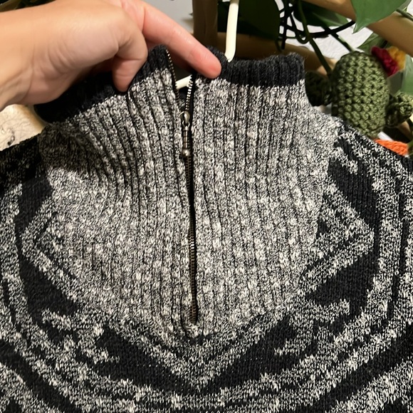 Patterned Grey and Black Quarter Zip Sweater - Picture 2 of 7